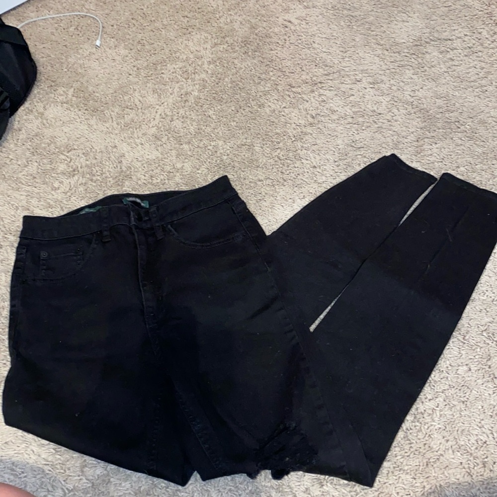Black Skinny Jeans